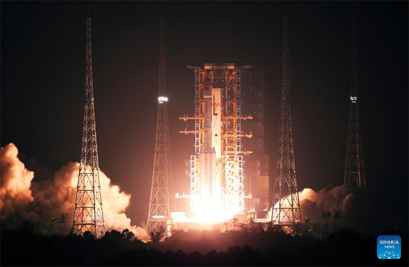 China yarusha satelaiti ya Zhongxing-1E kwenye anga ya juu