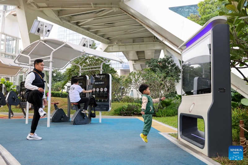 Katika picha: matumizi ya teknolojia za hali ya juu za AI katika bustani za sehemu mbalimbali za Shenzhen, China