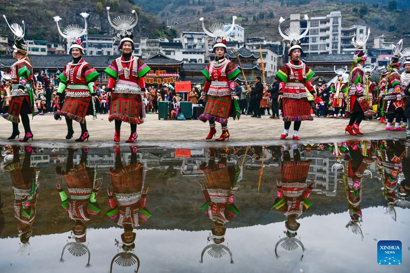 Watu wa kabila la Wamiao washerehekea Sikukuu ya Gannangxiang mkoani Guizhou, China