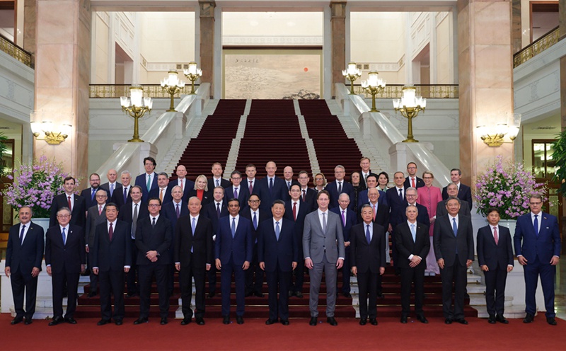 Rais wa China akutana na wajumbe wa sekta za viwanda duniani