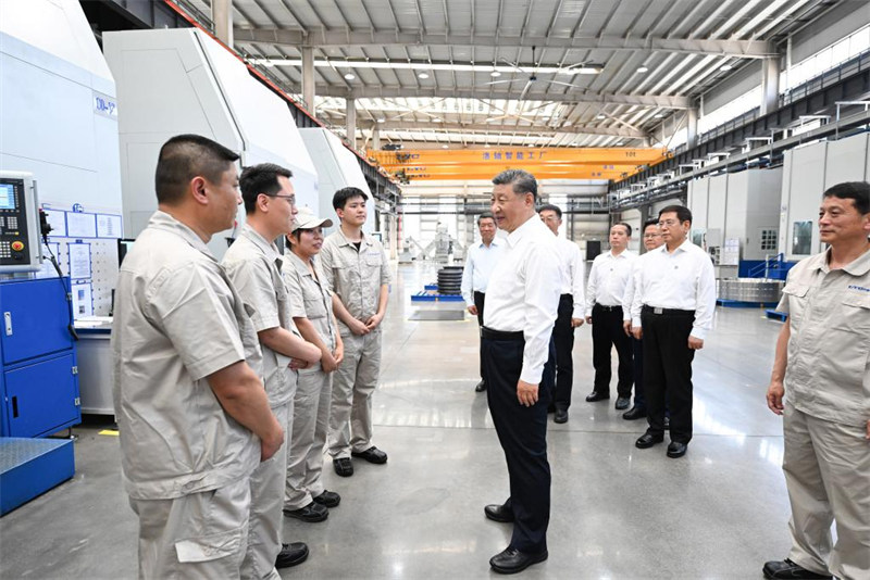 Rais Xi Jinping akagua mji wa Luoyang wa katikati mwa China