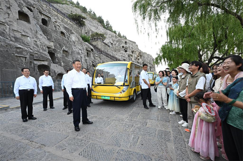 Rais Xi Jinping akagua mji wa Luoyang wa katikati mwa China