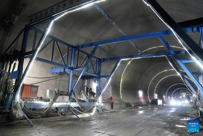 Ujenzi wa handaki la reli lenye urefu wa mita 602 wakamilika Suifenhe, Kaskazini Mashariki mwa China