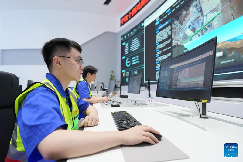 Ujenzi wa handaki la chini ya bahari la Jintang la Reli ya Ningbo-Zhoushan waendelea vema mkoani Zhejiang, China