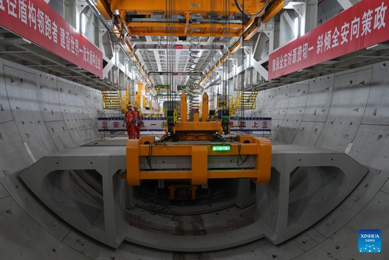 Ujenzi wa handaki la chini ya bahari la Jintang la Reli ya Ningbo-Zhoushan waendelea vema mkoani Zhejiang, China