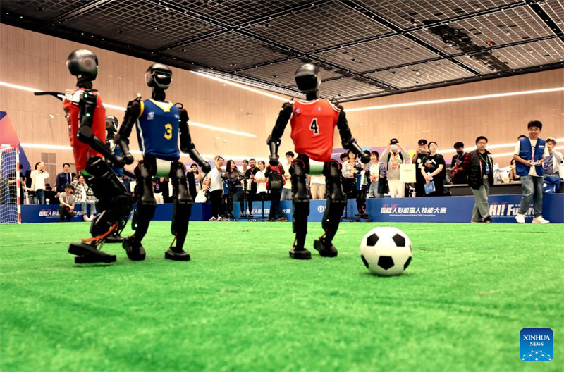 Mashindano ya Kimataifa ya Ustadi wa Roboti yenye Umbo la Binadamu yafanyika mjini Shanghai, China