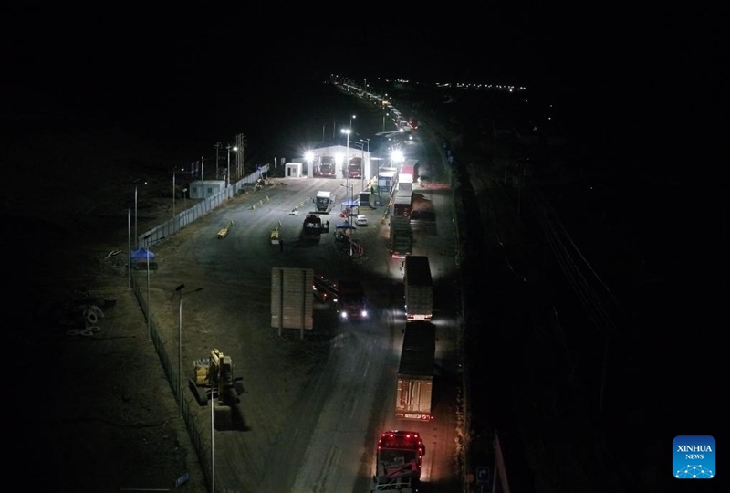 Bandari ya mpakani magharibi zaidi mwa China yaanza kufanya kazi saa 24 kila siku ili kuhimiza biashara ya Asia ya Kati