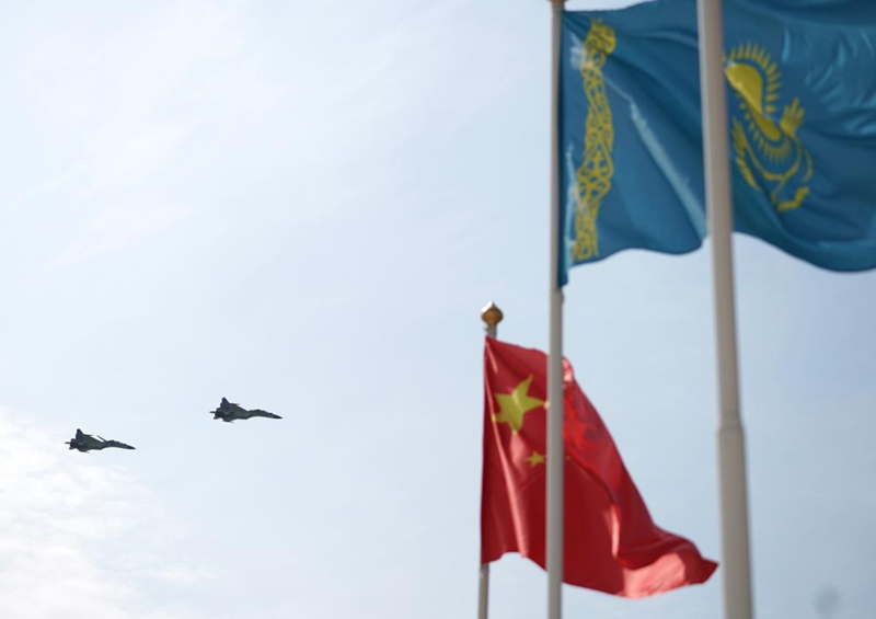 Rais wa China Xi Jinping akiondoka Astana na kuelekea Beijing baada ya kuhudhuria Mkutano wa pili wa Wakuu wa China na Asia ya Kati mjini Astana, Kazakhstan, Juni 18, 2025. (Xinhua/Liu Jie)