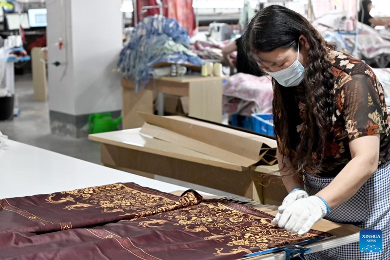 Wilaya ya Caoxian ya China yajenga mnyororo kamili wa viwanda vya vazi la kijadi la Hanfu