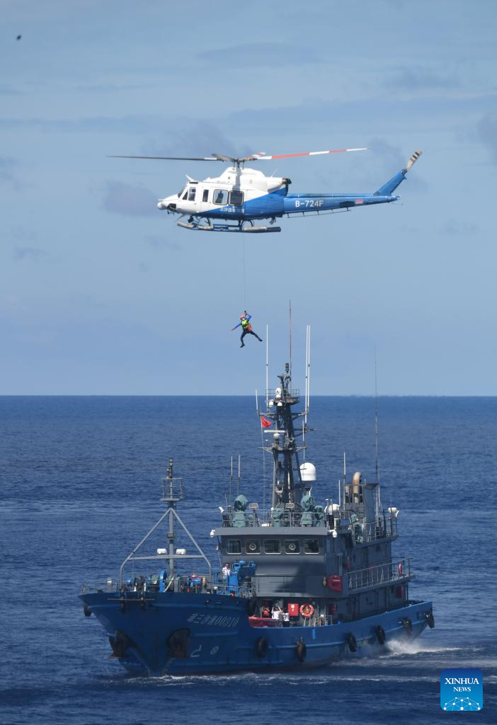 Zoezi la uokoaji wa dharura baharini lafanyika katika Mji wa Sansha, Hainan, China