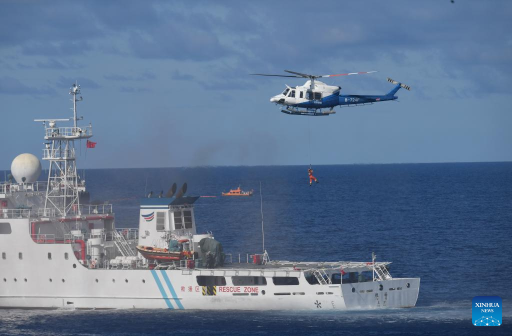 Zoezi la uokoaji wa dharura baharini lafanyika katika Mji wa Sansha, Hainan, China
