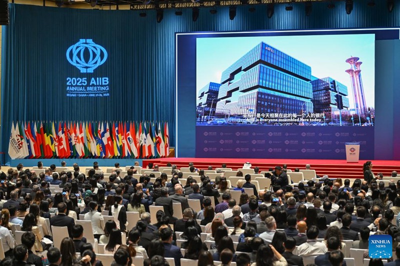 Mkutano wa 10 wa Mwaka wa AIIB yafunguliwa Beijing