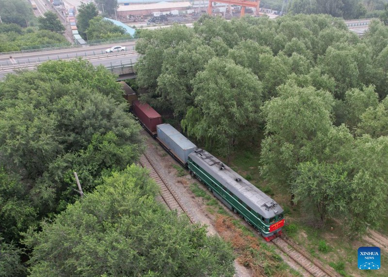 Beijing yazindua treni ya kwanza ya mizigo kati ya China na Ulaya kuvuka Bahari ya Caspian
