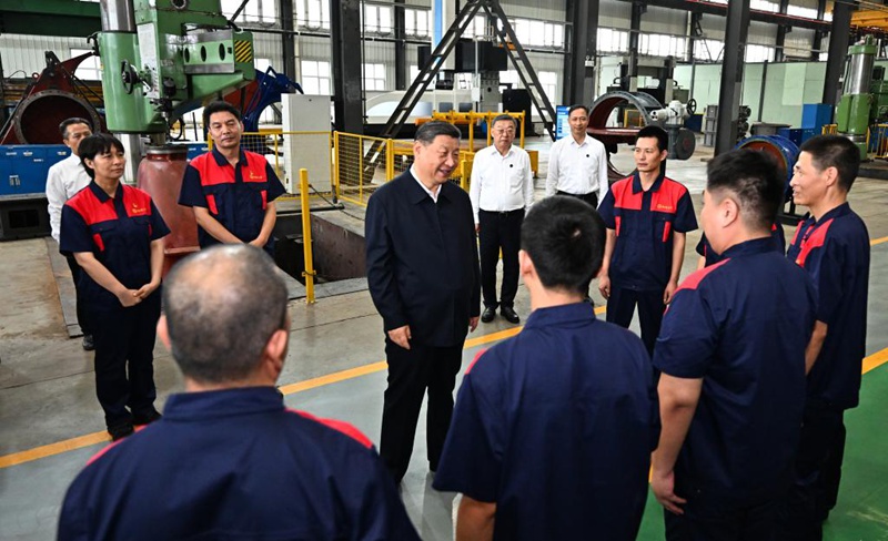 Rais Xi Jinping wa China akagua viwanda katika Mkoa wa Shanxi