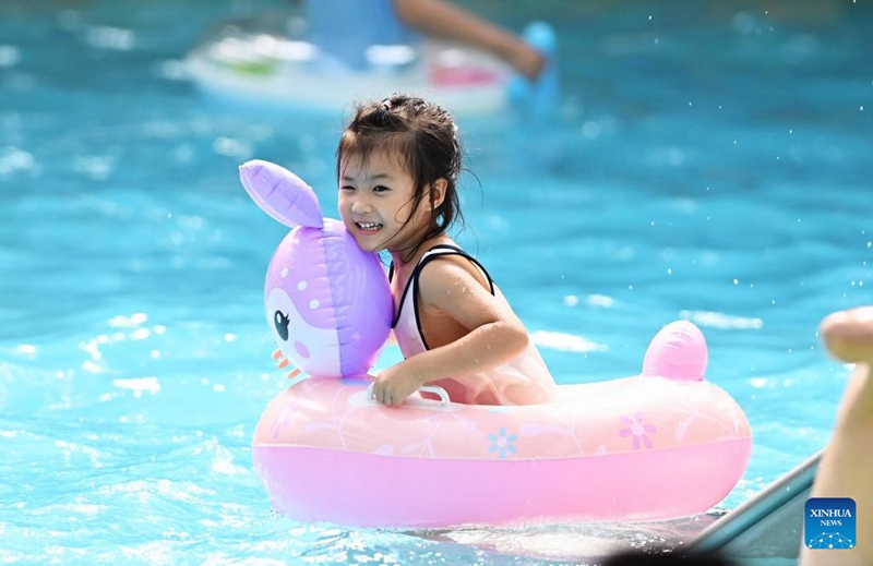 Mawimbi ya joto yachochea shughuli za kiuchumi za kusaidia kukwepa joto katika sehemu mbalimbali za China