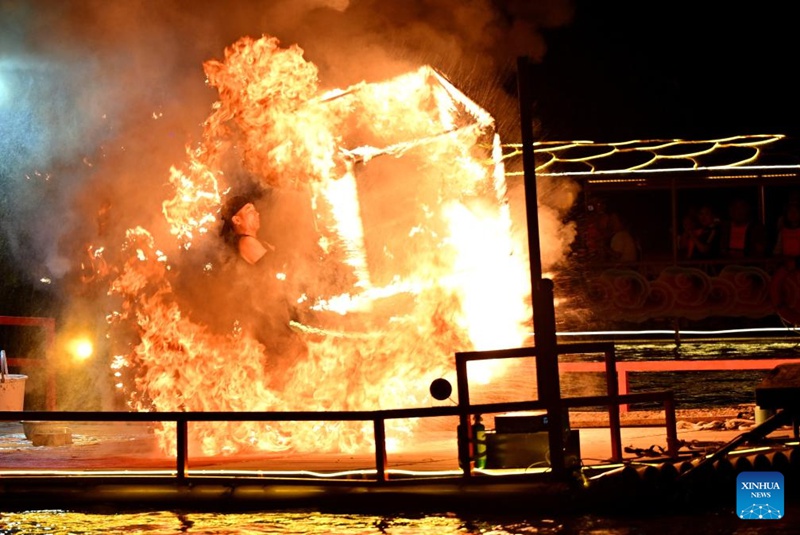 Wilaya ya Xuan’en yahimiza utalii wa usiku kando ya Mto Gongshui Katikati mwa China