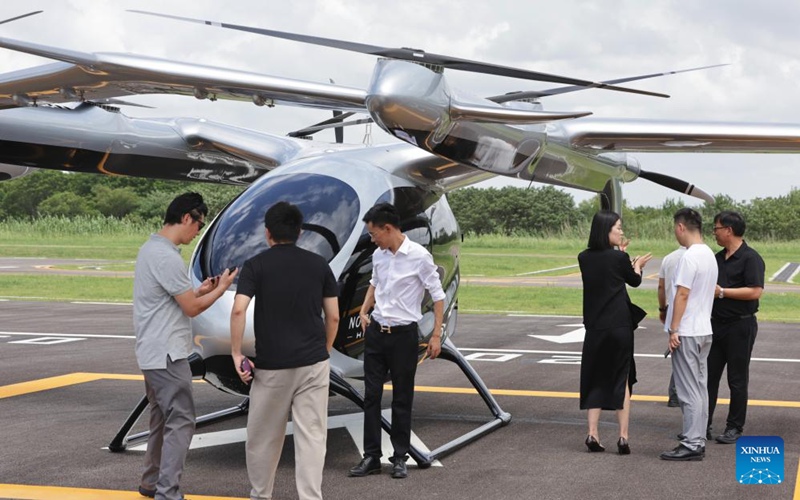Ndege ya kiwango cha tani ya kupaa na kutua wima (eVTOL) iliyobuniwa na China yawasilishwa kwa mteja