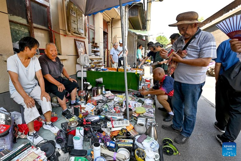 Soko la Xicang lenye historia ya Miaka 100 Mjini Xi'an, China lajaa hali moto moto ya manunuzi