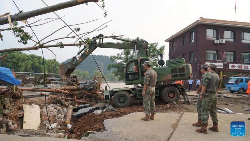 Wanajeshi wa China wajiunga na juhudi za kutoa msaada kwenye maeneo yaliyokumbwa na mafuriko