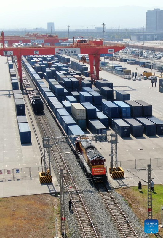 Zaidi ya treni elfu 30 za mizigo za China-Ulaya zinaondoka kutoka Xi'an