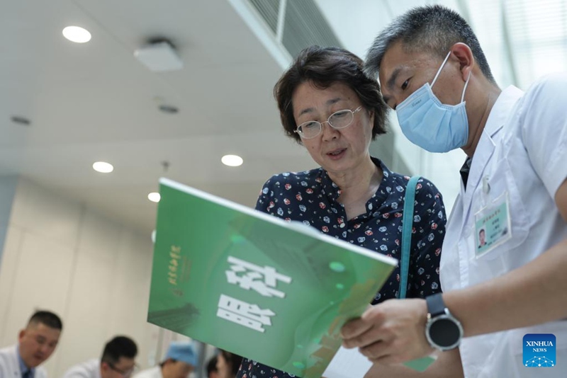 Hospitali mjini Beijing yatoa huduma ya matibabu bila malipo kuadhimisha Siku ya 8 ya Madaktari ya China