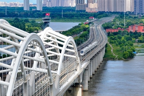 Reli ya kasi China iliyoko kaskazini zaidi mwa China yafikisha miaka 10 tangu ilipoanzishwa