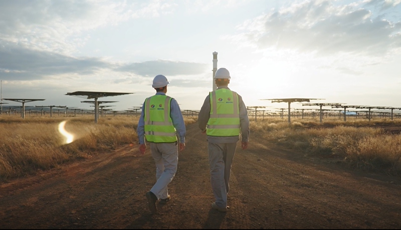 Miaka 20 ya wazo la “milima ya kijani na maji safi ni dhahabu na fedha”: Teknolojia ya nishati ya jua ya China inayohimiza mustakabali wa nishati ya kijani duniani