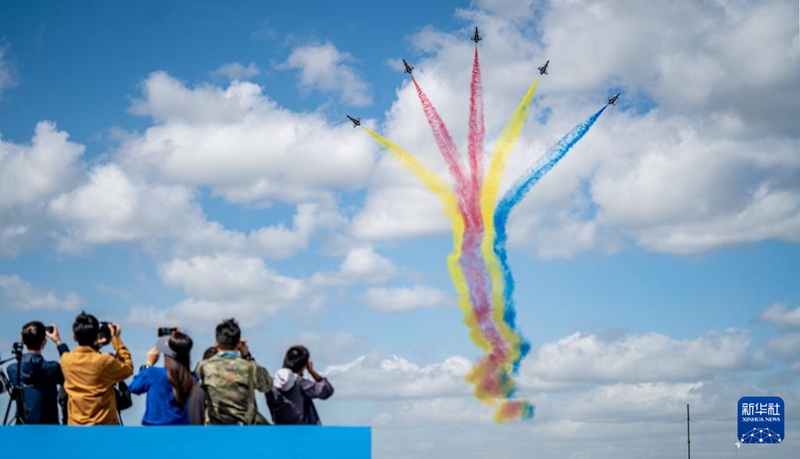 Maandalizi yafanyika kwa Shughuli ya Kufunguliwa ya Urukaji wa Ndege ya Jeshi la Anga na Maonesho ya Urukaji wa Ndege ya Changchun 2025