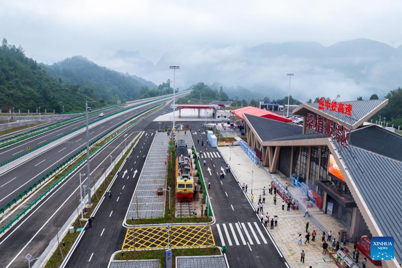 Barabara Kuu ya Sangzhi-Longshan katika Mkoa wa Hunan, China yafunguliwa kwa matumizi