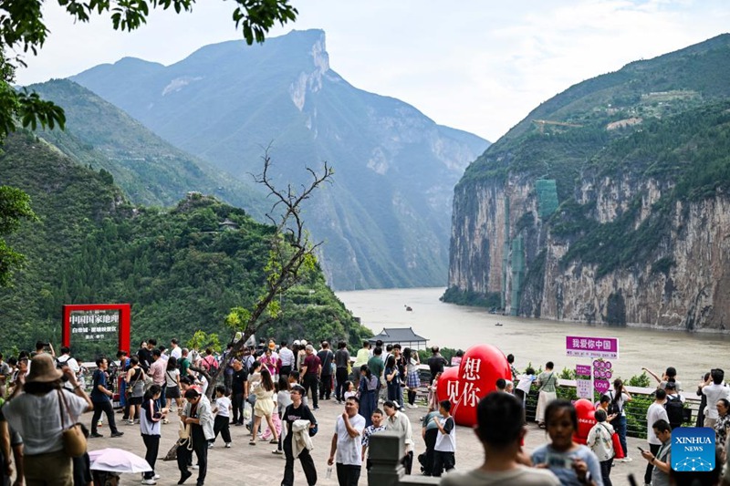 Maeneo ya vivutio vya watalii kote China yashuhudia ongezeko kubwa la watembeleaji wakati wa likizo ya siku nane