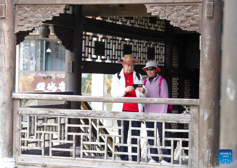 Mji wa kale wa Zhuoshui watumia maliasili kuhimiza maendeleo ya shughuli za utalii wa kitamaduni katika Mji wa Chongqing, China