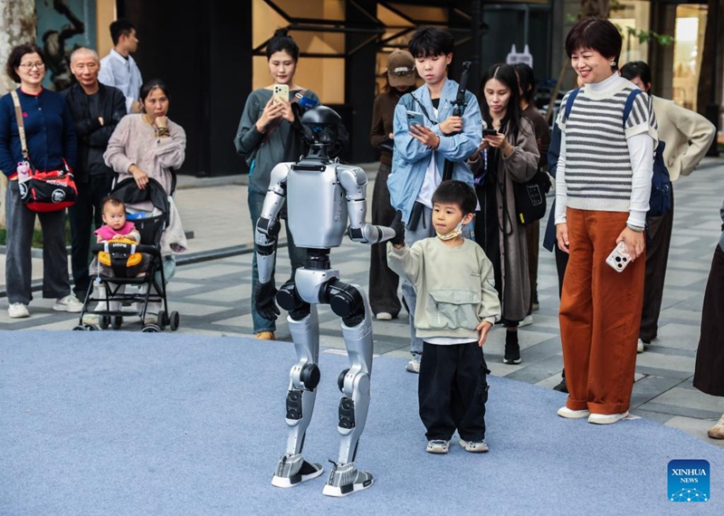 Tamasha la maisha ya intaneti laanza katika Mji wa Tongxiang, Zhejiang, China