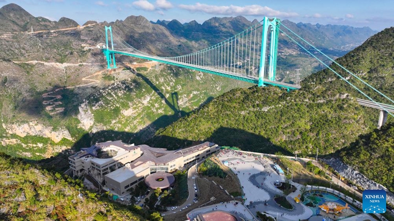 Daraja refu zaidi duniani la China lafanya utalii wa ndani kuwa kwenye kiwango kipya