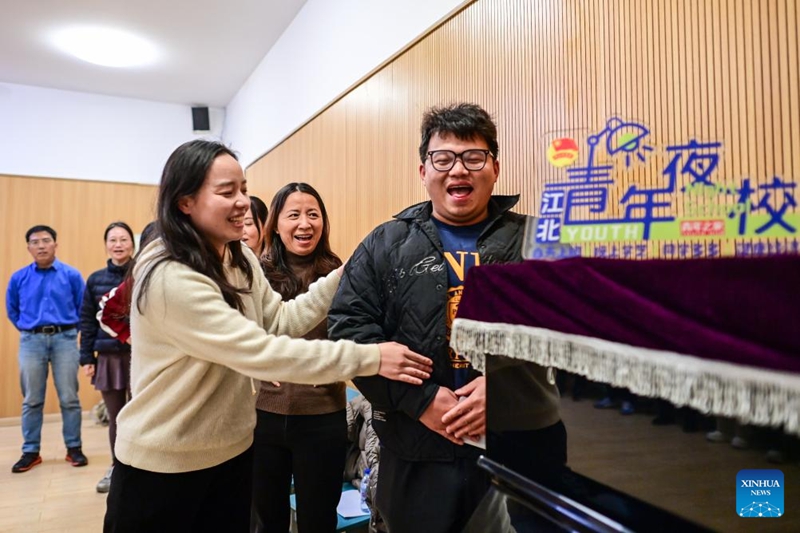 Mradi wa madarasa ya usiku wastawisha maisha ya vijana katika Mji wa Ningbo, China