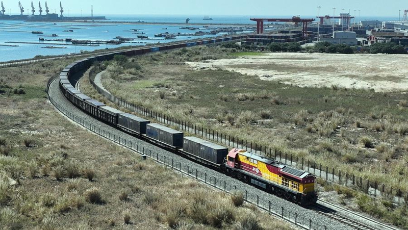 Ushoroba kinara wa biashara wa China washughulikia makontena zaidi ya milioni 5