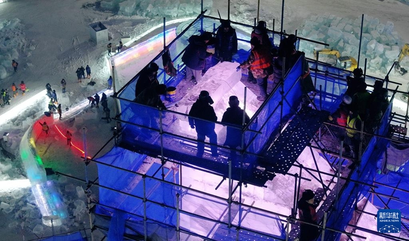 Ujenzi wa sehemu kuu ya Mnara mkuu wa Ufunguzi wa 27 wa Dunia ya Barafu na Theluji ya Harbin wakamilika