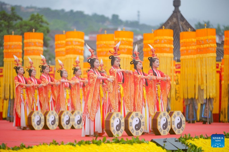 Hafla ya kumwabudu Fuxi yafanyika Tianshui katika Mkoa wa Gansu, China