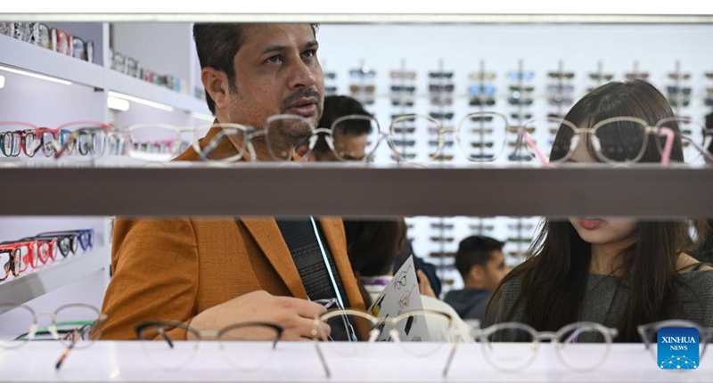 Maonyesho ya Canton yavutia idadi ya wanunuzi duniani ya kuweka rekodi