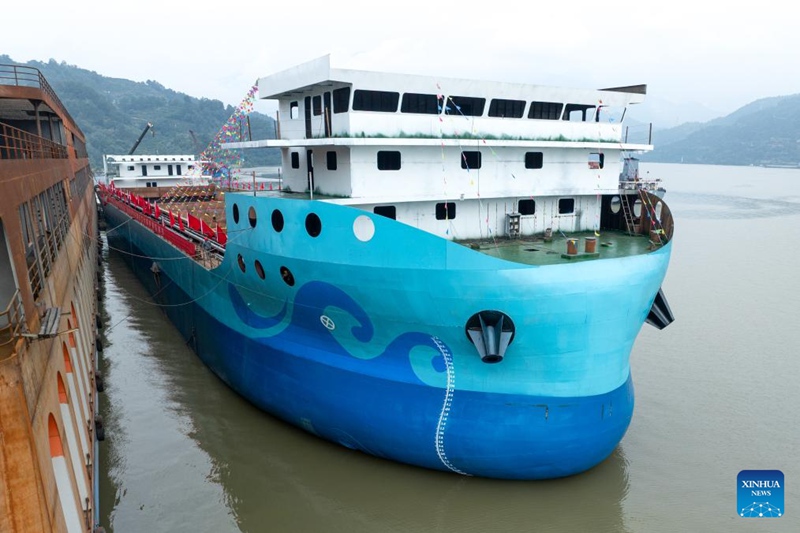 Meli kubwa zaidi ya kubeba mizigo ya China inayotumia umeme kwa mambo yote yazinduliwa