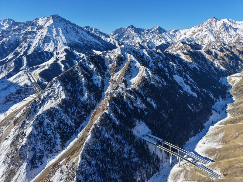 Handaki refu zaidi duniani la barabara ya mwendokasi lakamilika