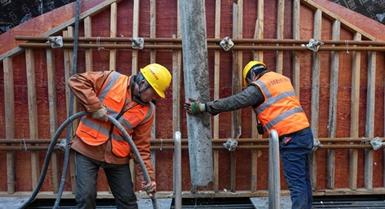 Mnara Mkuu No. 6 wa daraja la reli na barabara kuu la Taoyaomen Mjini Zhoushan, China wafikia muundo wa kileleni