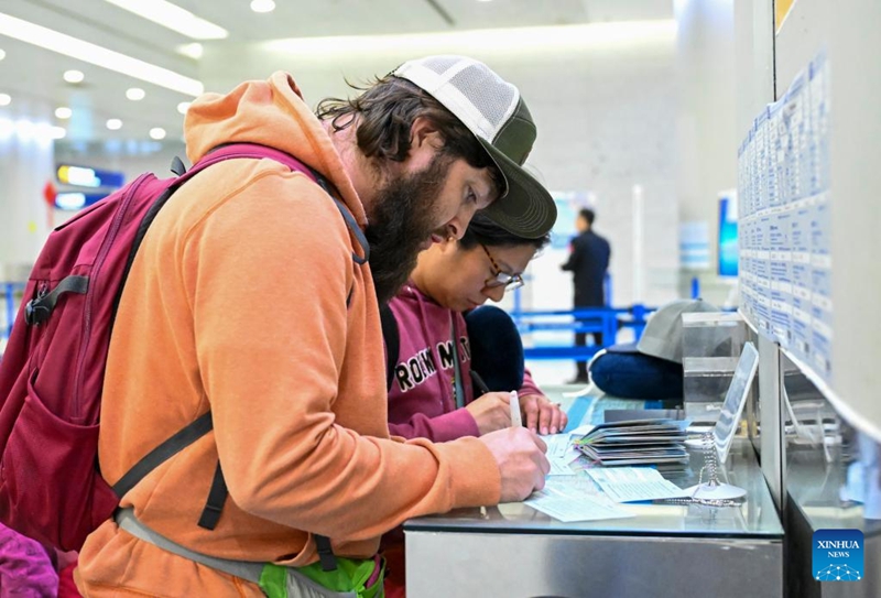 Mji wa Shanghai washuhudia ongezeko kubwa la wageni wanaoingia kabla ya Sikukuu ya Mwaka Mpya wa Jadi