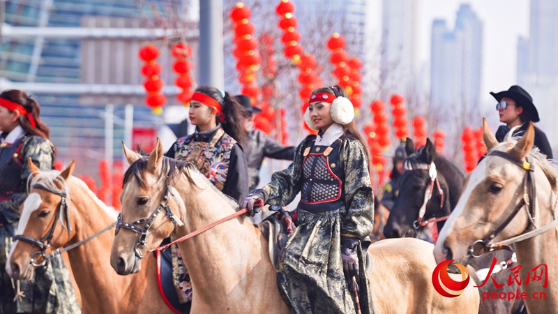 Tamasha la Shehuo lafanyika Urumqi, China
