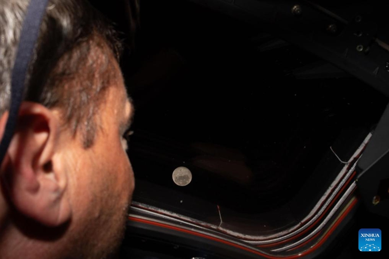 Wanaanga wa Artemis II waipita rekodi ya umbali uliofikiwa na Apollo 13