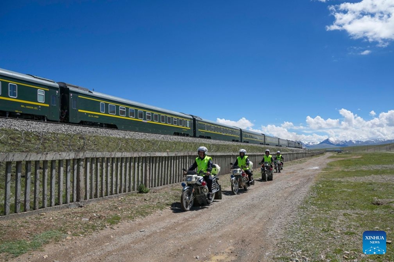 Habari picha: Miaka 20 ya kufanya kazi kwa bidii kwenye Reli ya Qinghai-Xizang ya China