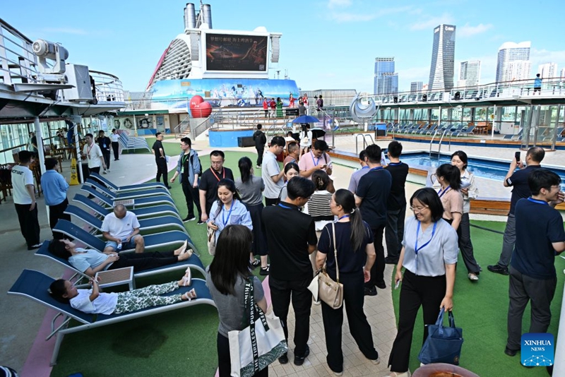 Shughuli ya kutembelea meli ya kitalii yaanza kama sehemu ya Tamasha la Bia la Kimataifa la Qingdao, China