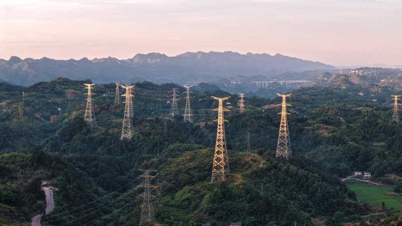 Umeme uliosafirishwa kutoka kwa Njia ya usambazaji umeme ya Xinjiang-Chongqing wafikia kWh bilioni 30