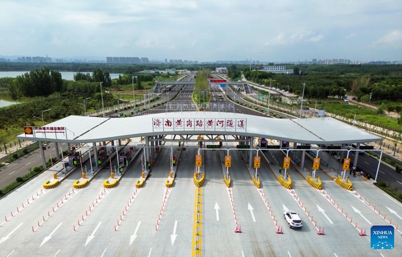 Handaki jipya la kuvuka Mto Manjano lafunguliwa katika Mji wa Jinan, Shandong, China