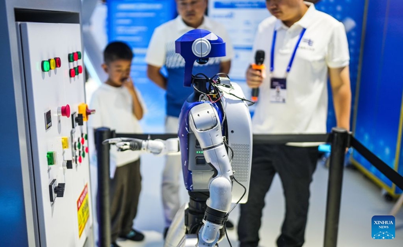 Teknolojia za kisasa zaonyeshwa kwenye Maonyesho ya Kimataifa ya Tasnia ya Data Kubwa ya China 2026 mkoani Guiyang