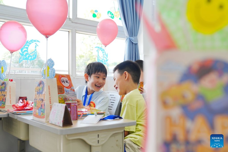 Shule za msingi na sekondari katika baadhi ya sehemu nchini China zakaribisha siku ya kwanza ya muhula mpya